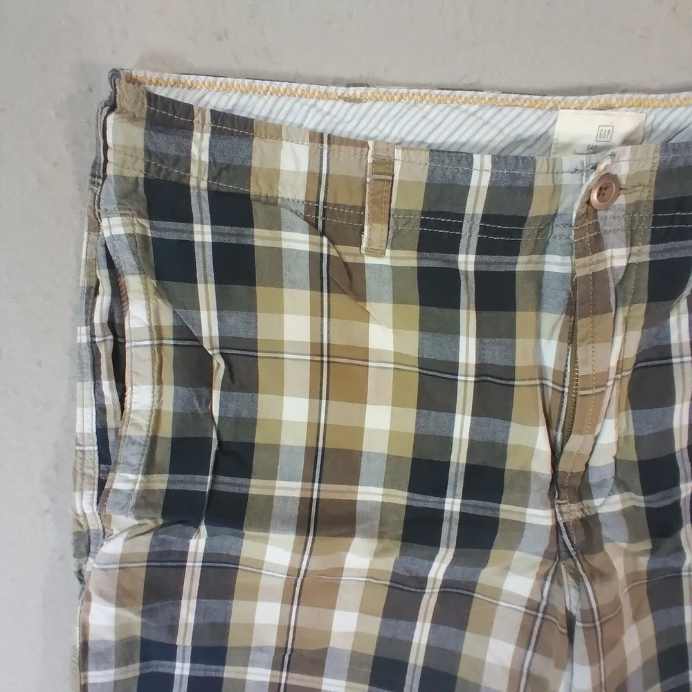 Gap Bermuda shorts men's 38 x 10 blue plaid lightweight cotton